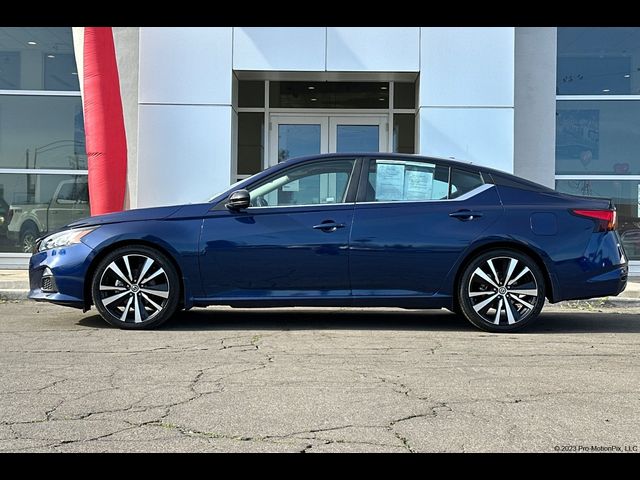 2022 Nissan Altima 2.0 SR