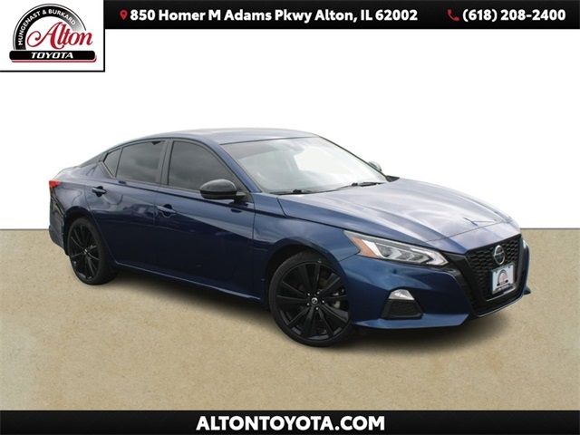 2022 Nissan Altima 2.0 SR