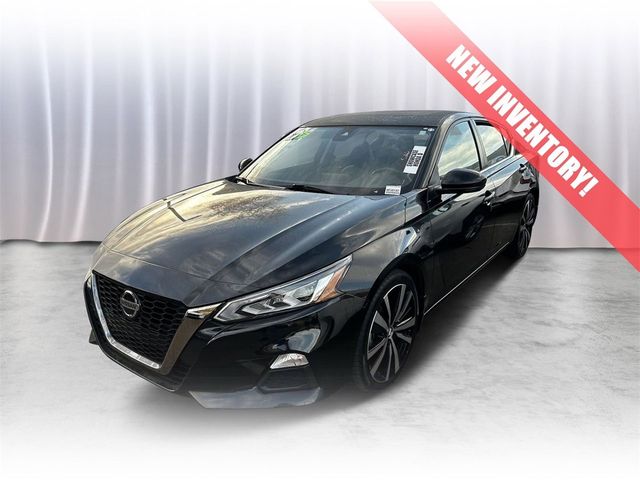 2022 Nissan Altima 2.0 SR