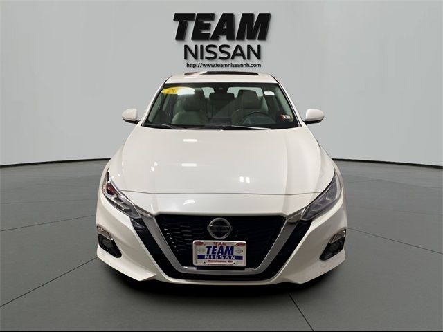 2022 Nissan Altima 2.5 Platinum