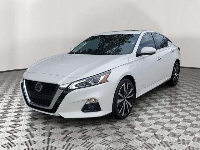 2022 Nissan Altima 2.5 Platinum