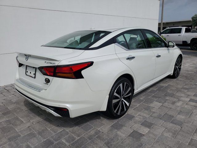 2022 Nissan Altima 2.5 Platinum