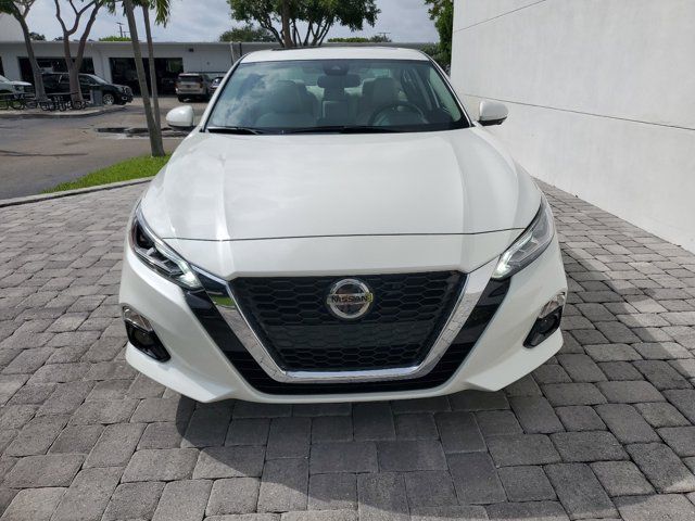 2022 Nissan Altima 2.5 Platinum