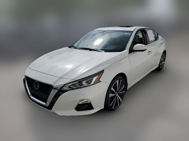 2022 Nissan Altima 2.5 Platinum