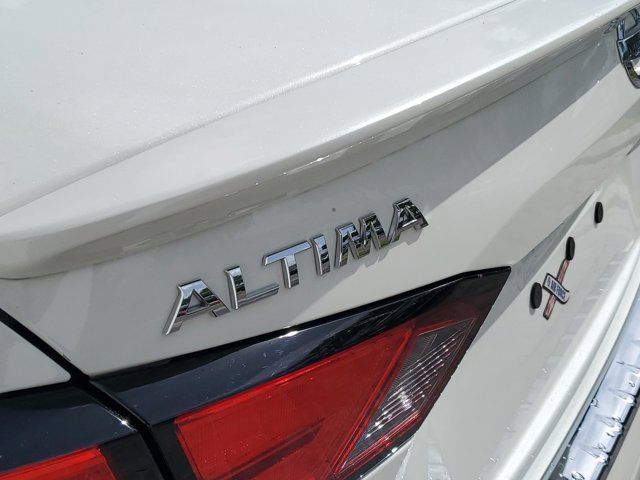 2022 Nissan Altima 2.5 Platinum