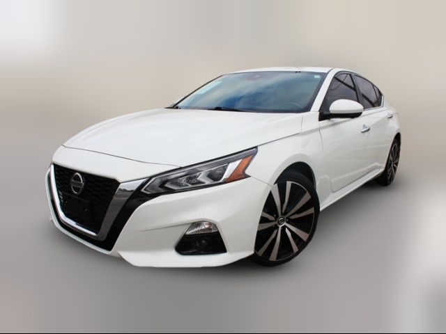 2022 Nissan Altima 2.5 Platinum