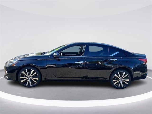 2022 Nissan Altima 2.5 Platinum