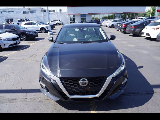 2022 Nissan Altima 2.5 Platinum