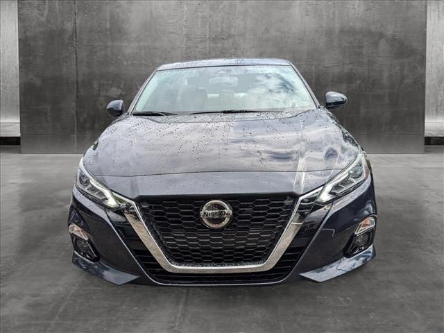 2022 Nissan Altima 2.5 Platinum