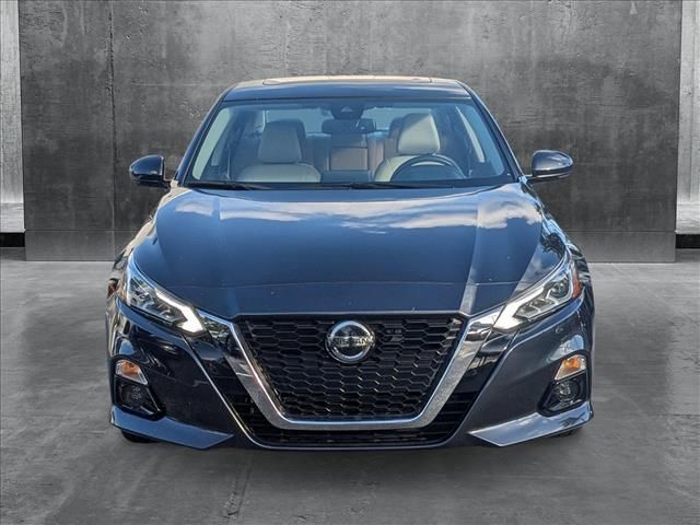 2022 Nissan Altima 2.5 Platinum