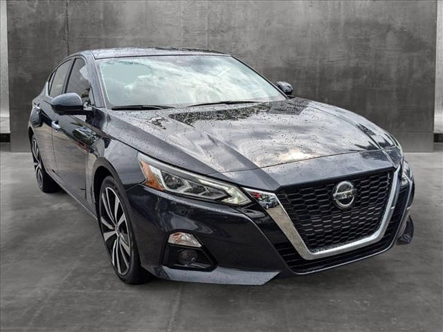 2022 Nissan Altima 2.5 Platinum