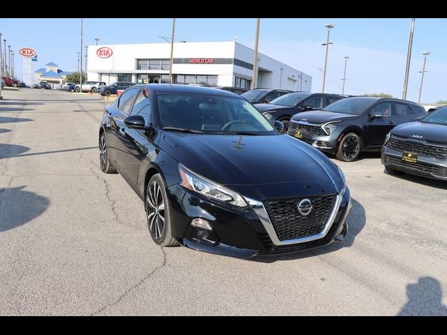 2022 Nissan Altima 2.5 Platinum