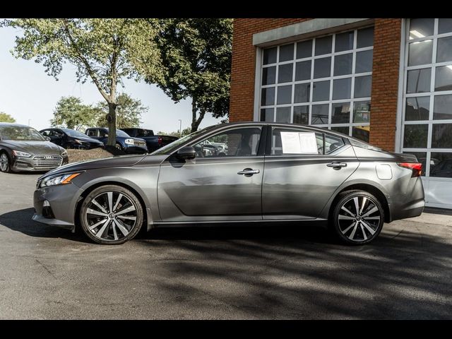 2022 Nissan Altima 2.5 Platinum