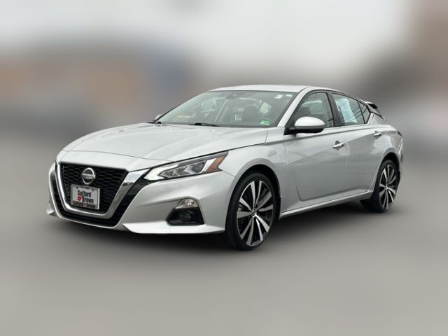 2022 Nissan Altima 2.5 Platinum