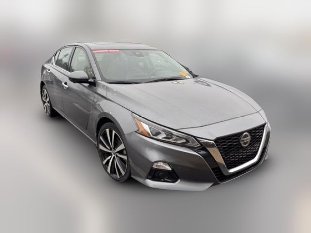 2022 Nissan Altima 2.5 Platinum