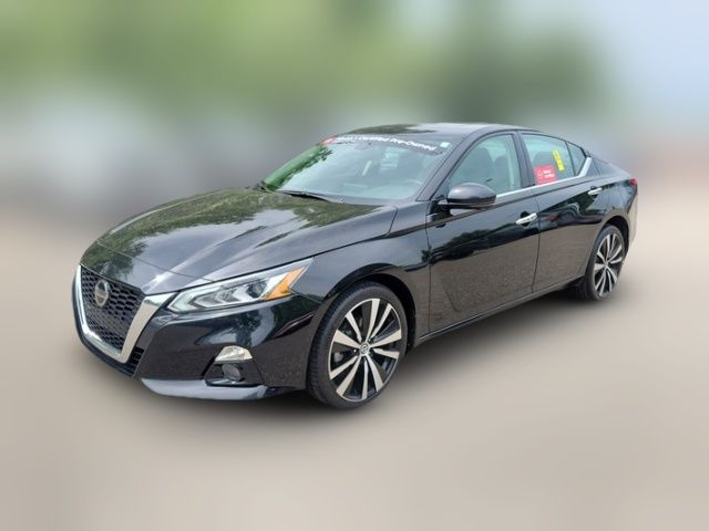 2022 Nissan Altima 2.5 Platinum