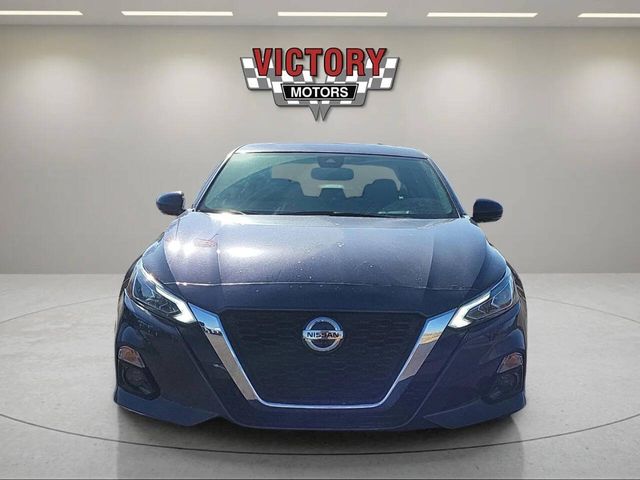 2022 Nissan Altima 2.5 Platinum
