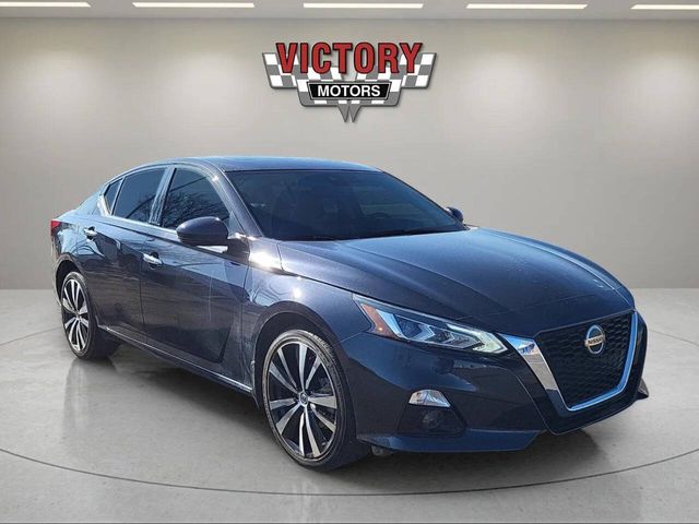 2022 Nissan Altima 2.5 Platinum