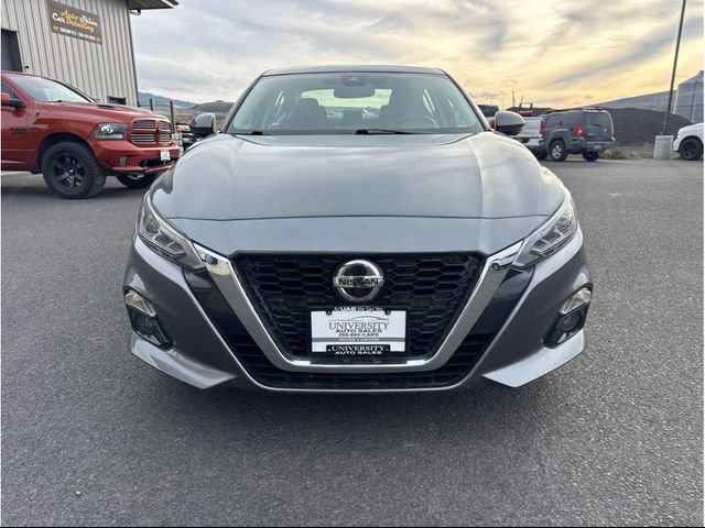 2022 Nissan Altima 2.5 Platinum