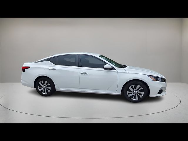 2022 Nissan Altima 2.5 S