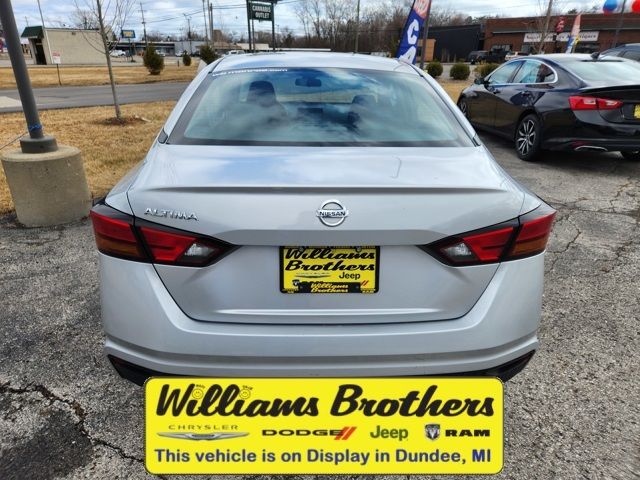 2022 Nissan Altima 2.5 S