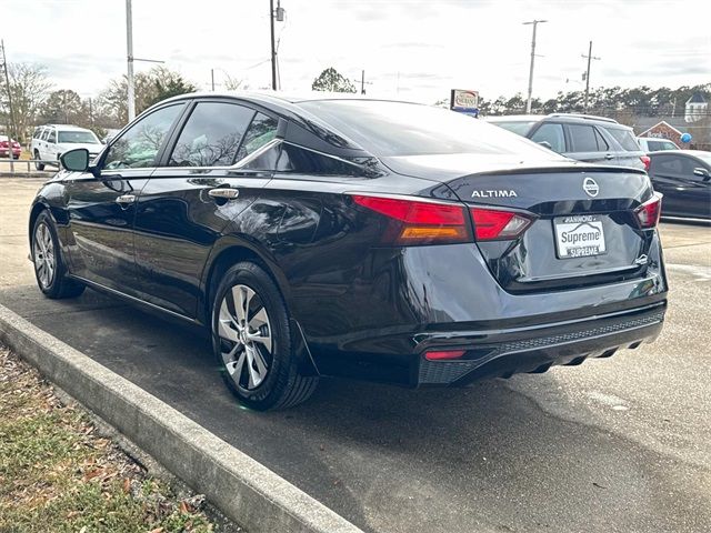 2022 Nissan Altima 2.5 S