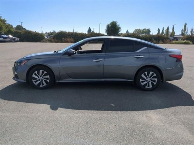 2022 Nissan Altima 2.5 S