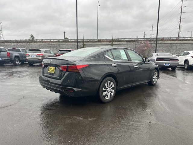2022 Nissan Altima 2.5 S