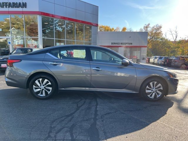 2022 Nissan Altima 2.5 S