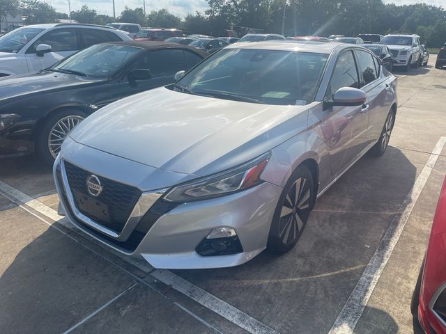 2022 Nissan Altima 2.5 SL