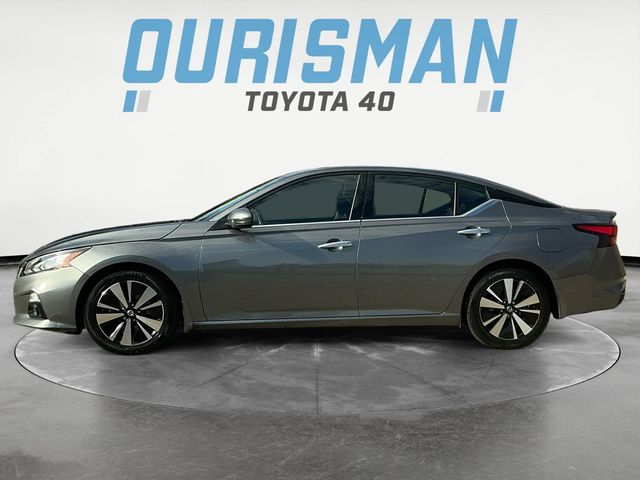 2022 Nissan Altima 2.5 SL