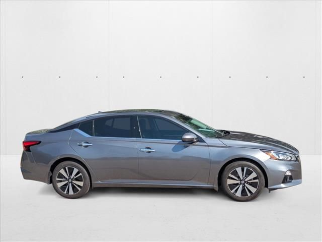 2022 Nissan Altima 2.5 SL