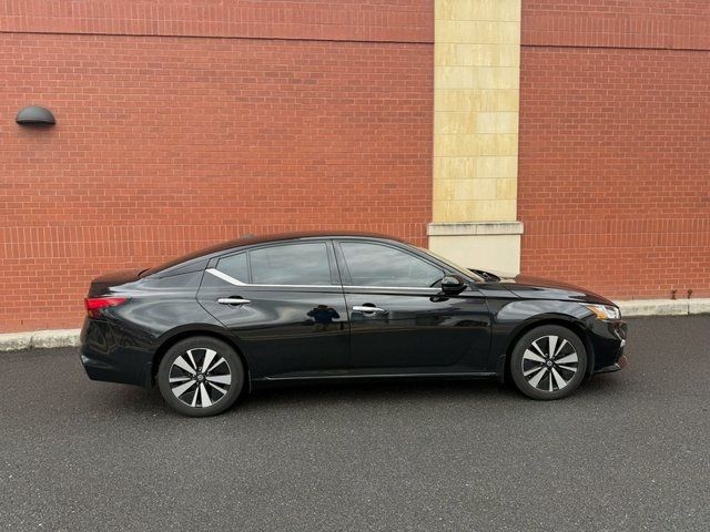 2022 Nissan Altima 2.5 SL
