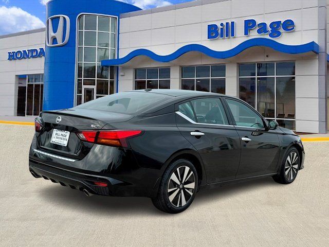 2022 Nissan Altima 2.5 SL