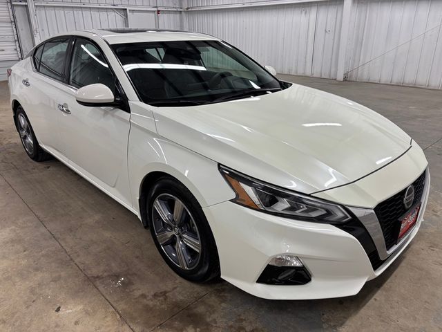 2022 Nissan Altima 2.5 SL