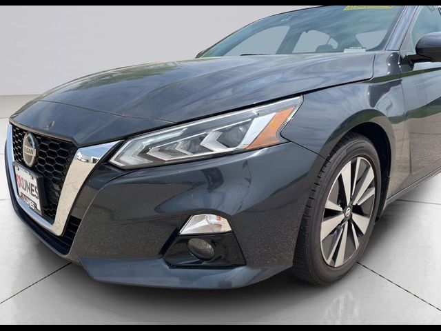 2022 Nissan Altima 2.5 SL