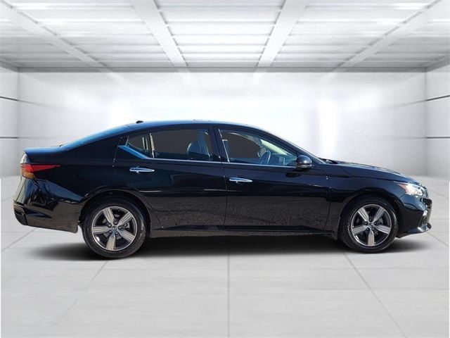 2022 Nissan Altima 2.5 SL