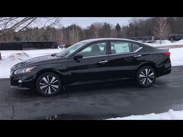 2022 Nissan Altima 2.5 SL