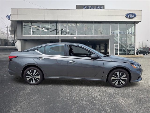 2022 Nissan Altima 2.5 SL
