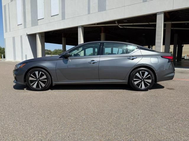 2022 Nissan Altima 2.5 SL