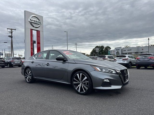 2022 Nissan Altima 2.5 SR