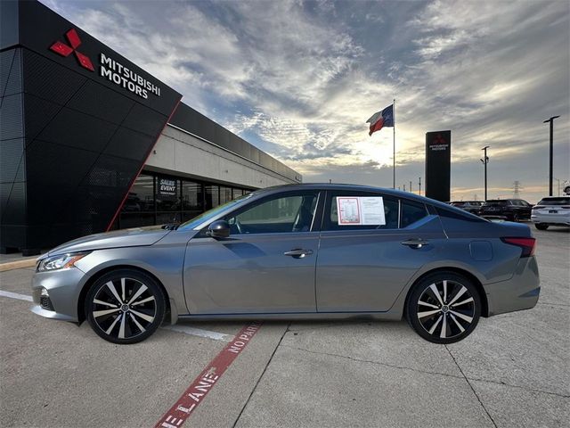 2022 Nissan Altima 2.5 SR