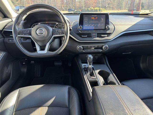 2022 Nissan Altima 2.5 SR