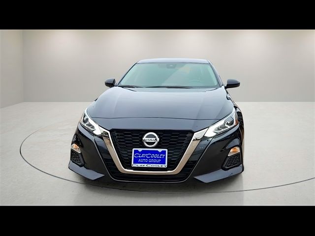 2022 Nissan Altima 2.5 SR