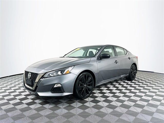 2022 Nissan Altima 2.5 SR