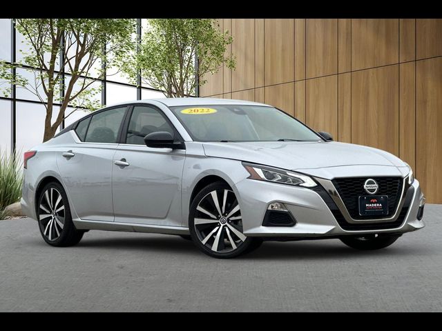 2022 Nissan Altima 2.5 SR