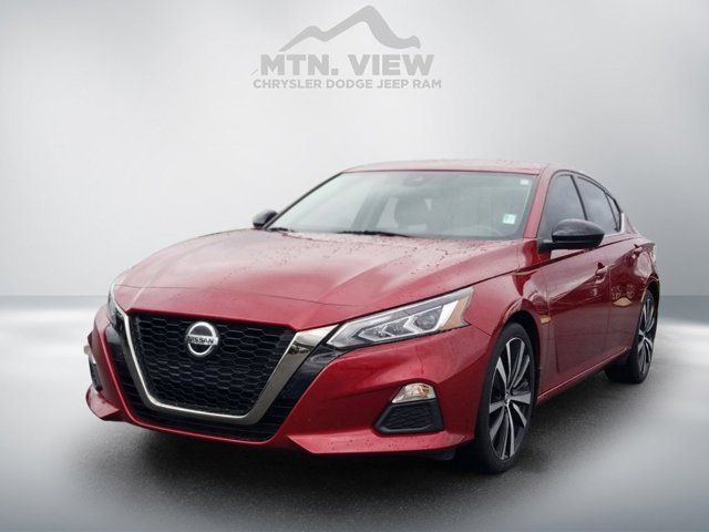 2022 Nissan Altima 2.5 SR