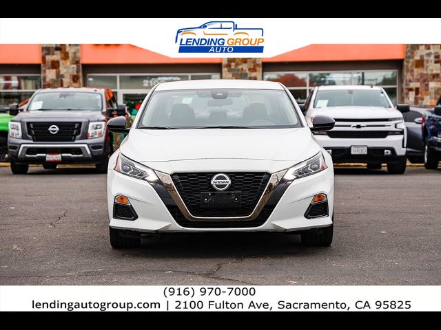 2022 Nissan Altima 2.5 SR
