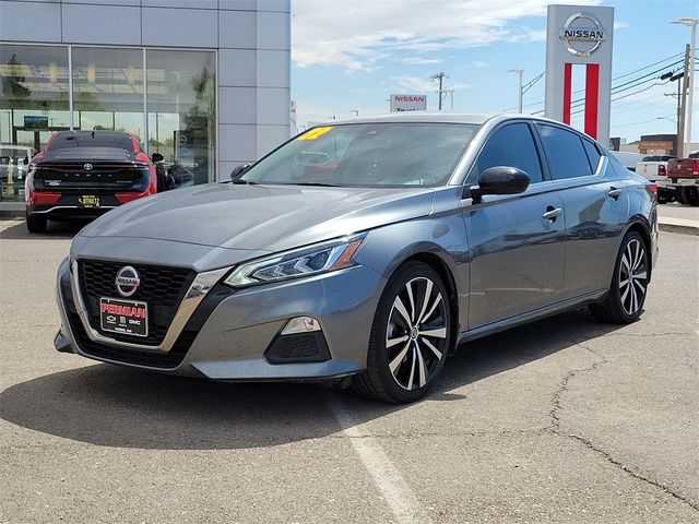 2022 Nissan Altima 2.5 SR