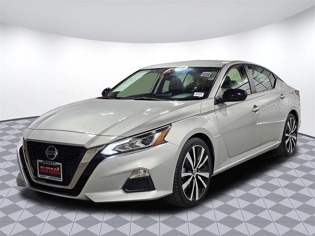 2022 Nissan Altima 2.5 SR